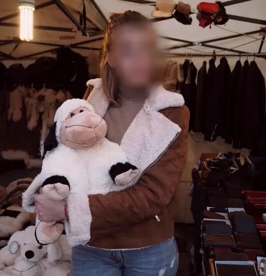 Ayla, 35