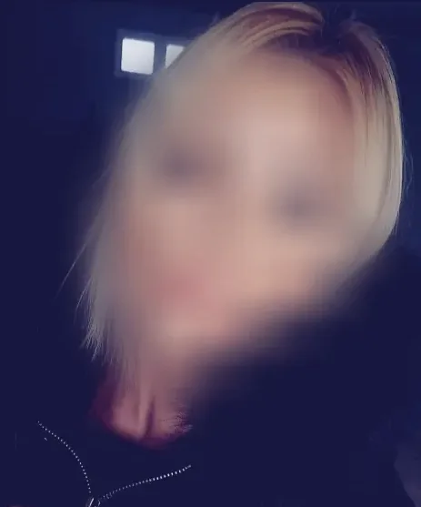 Cynthia, 25