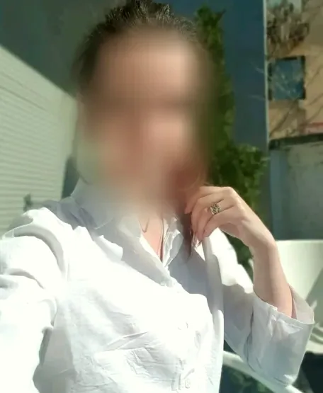 Leyla, 32