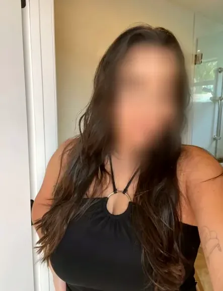 Naima, 36